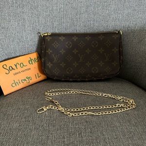 ❌SOLD ❌Louis Vuitton Large Pochette 
 (from multi pochette accessories